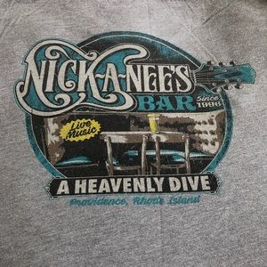 XL Dive Bar shirt